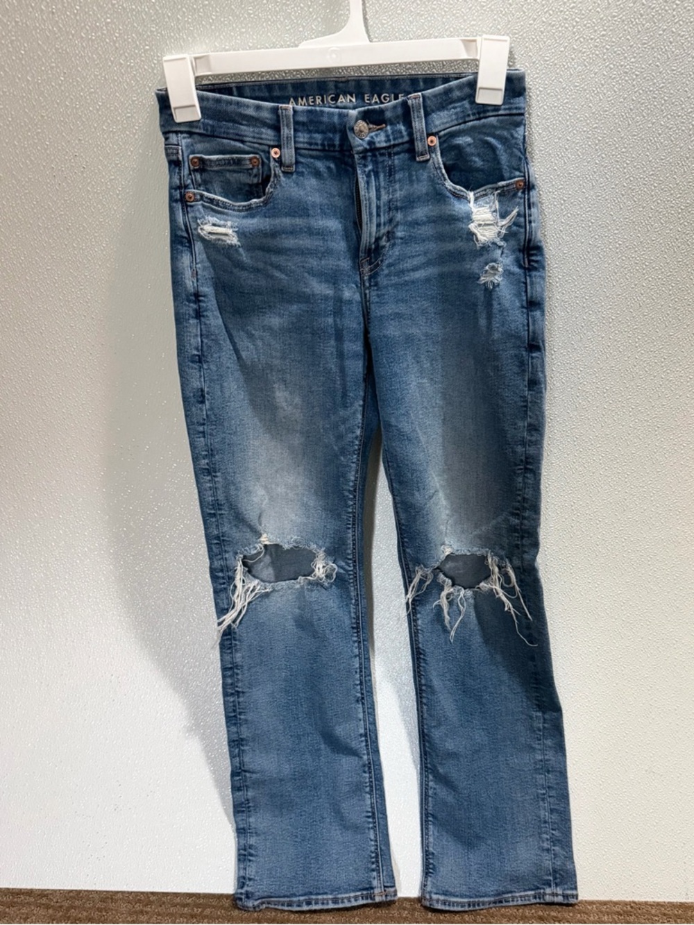 American Eagle Outfitters Women's Ripped Straight-Leg Jeans - Blue Wash
